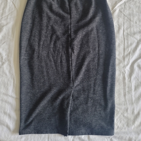 Roots Dark Grey Below Knee Active Skirt Size XS Vintage Mid-2000s - Picture 8 of 9